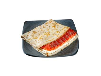 Блин с форелью и творожным сыром
